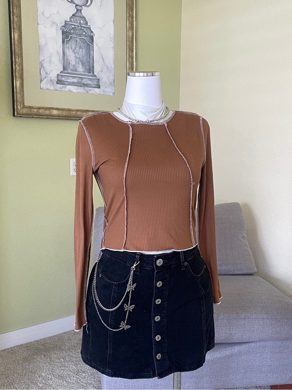 gaze Brown Long Sleeve Ribbed Top with Contrast Seams